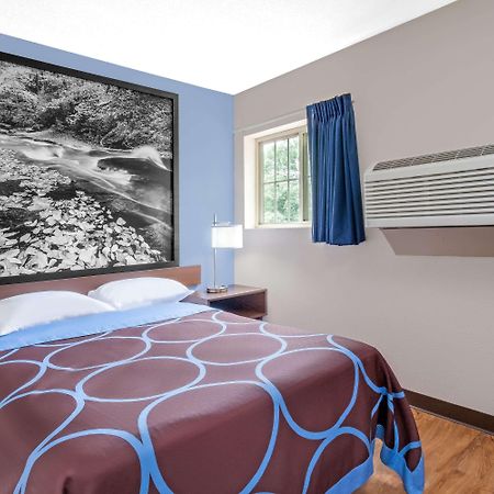 Super 8 By Wyndham Oneonta/Cooperstown Ξενοδοχείο Εξωτερικό φωτογραφία